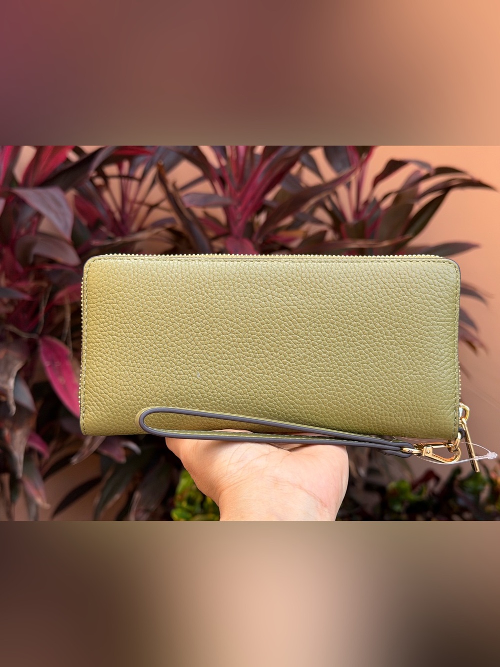 Michael Kors Jet Set Travel LG Continental Wallet Oregano